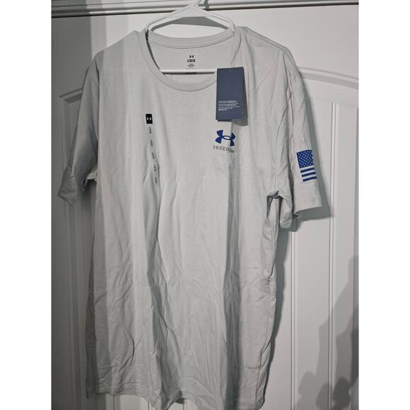 Mens Under Armour Freedom Shirt Light Gray in Large - Picture 1 of 4